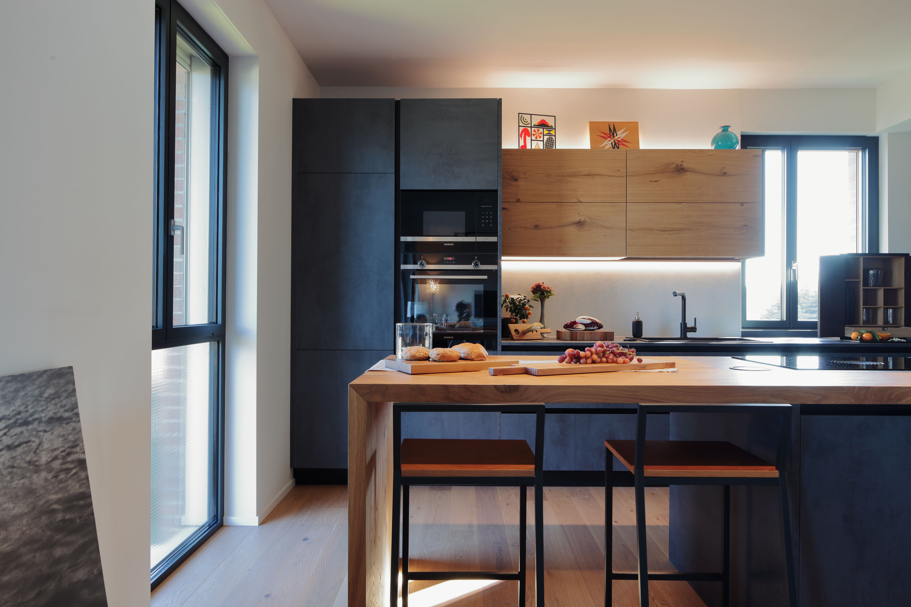 Casa EA, bespoke kitchen by Deodara