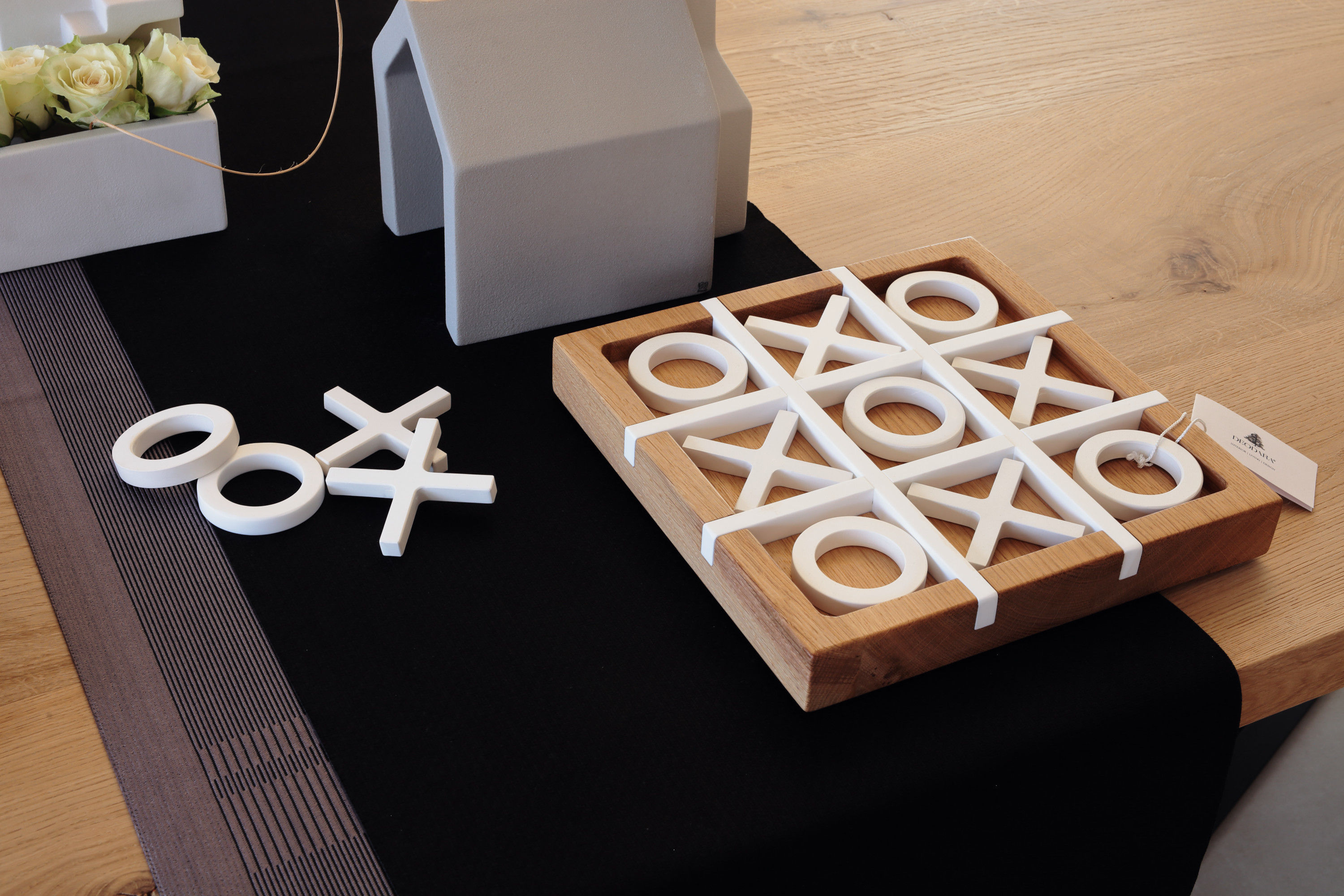 Tris by Deodara in solid oak and Corian