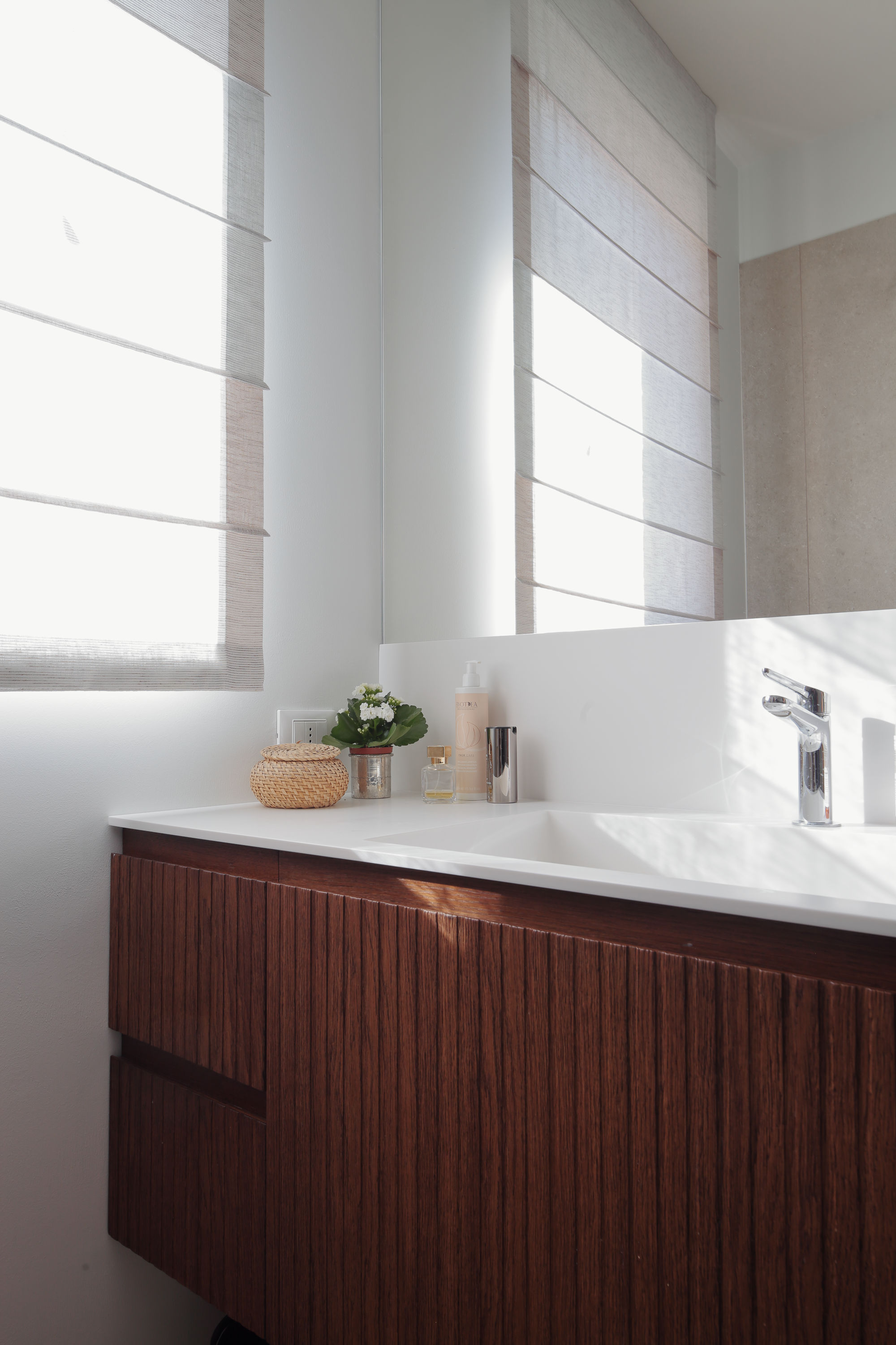 Casa EA, bespoke bathroom furniture by Deodara
